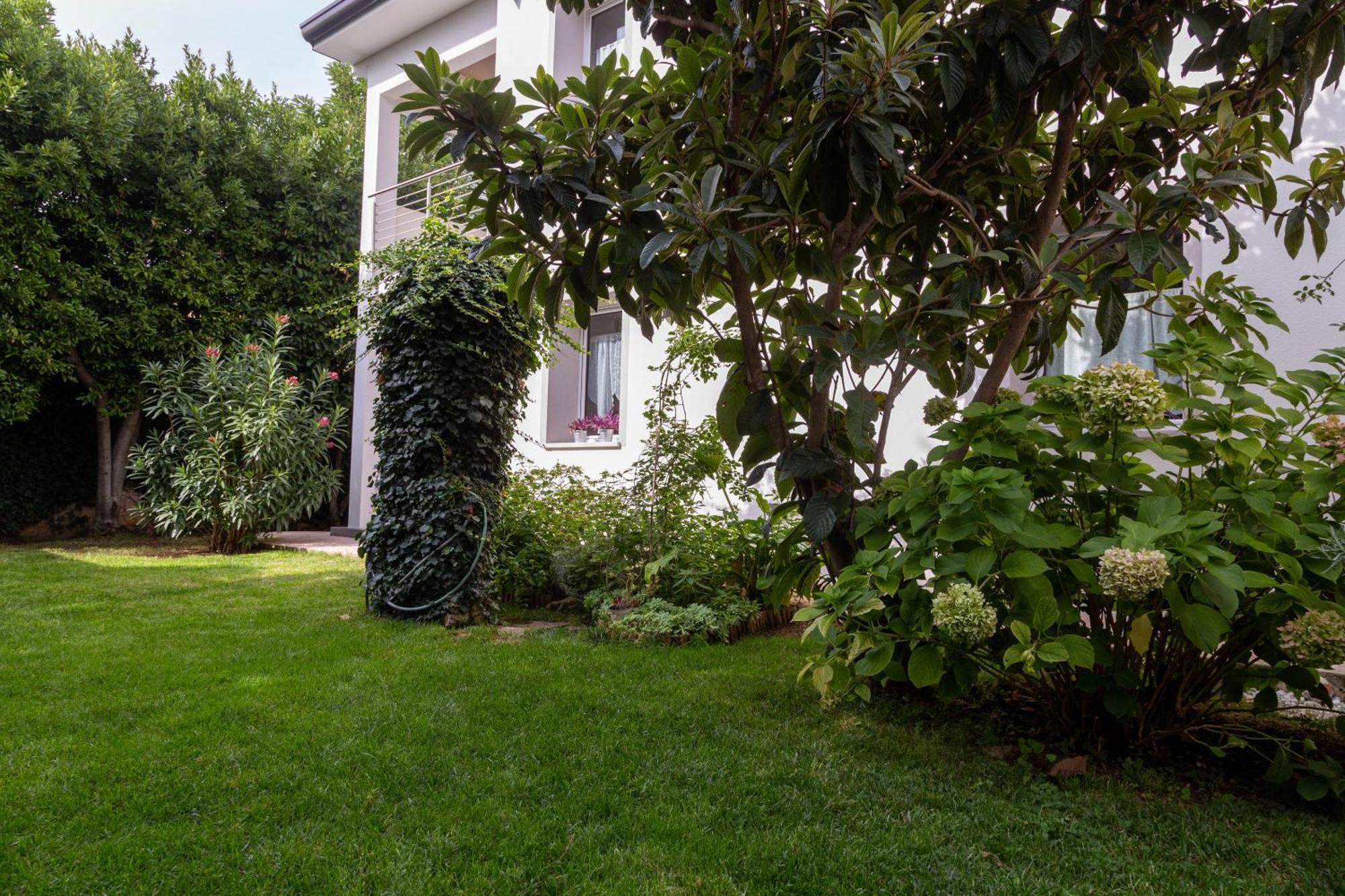 Appartamento Con Giardino Le Querce Sistiana Exterior foto